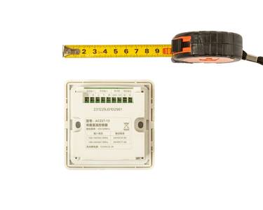 Переключатель для управления оконными приводами, с радиомодулем, блок AC227-13 220В / 24В, 7А, белый Изображение 3