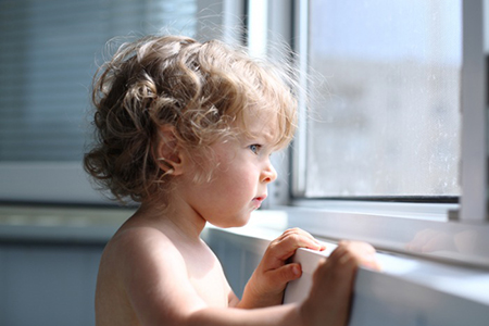 Безопасные окна для детей. Простые решения